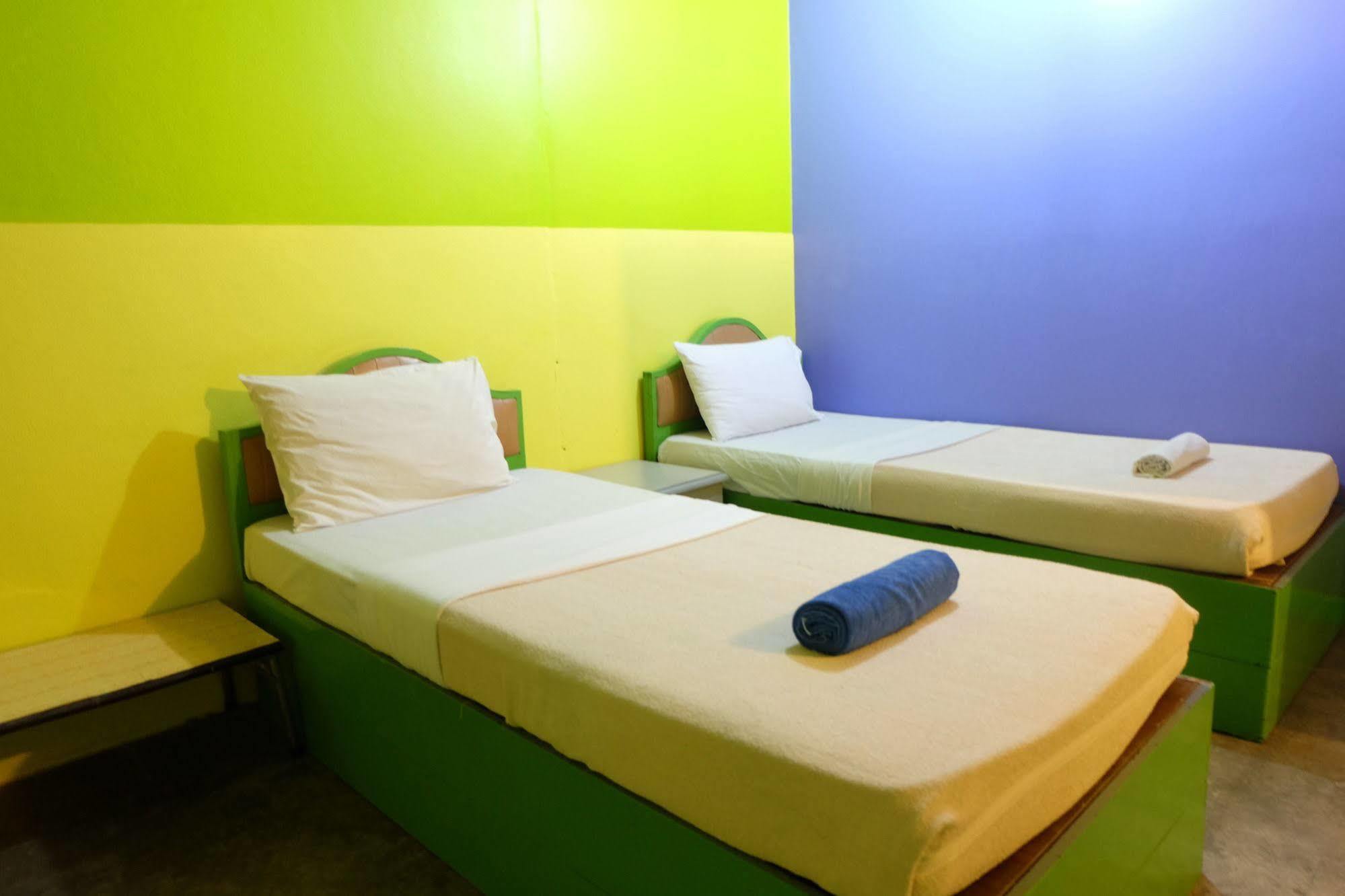 B&B House & Hostel Krabi town Esterno foto